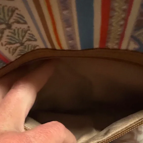 Sakroots Colorful Striped Crossbody Bag NWT - Picture 2 of 6